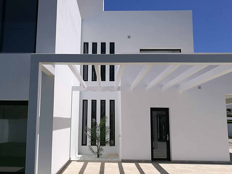 Exterior Exterior